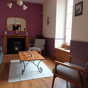 No.15 Dhote Bed & Breakfast